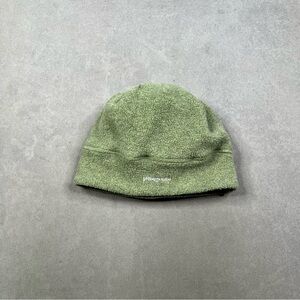 Patagonia Black Fleece Hat with Sage Trim